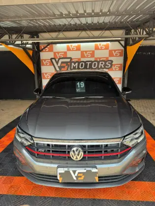 VOLKSWAGEN JETTA 1.4 250 TSI TOTAL FLEX R-LINE TIPTRONIC