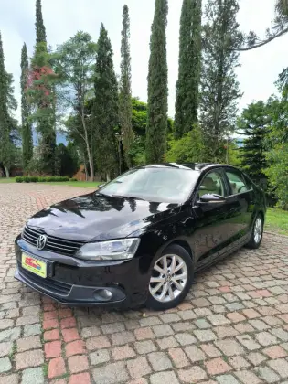 VOLKSWAGEN JETTA 2.0 TSI HIGHLINE 200CV GASOLINA 4P TIPTRONIC