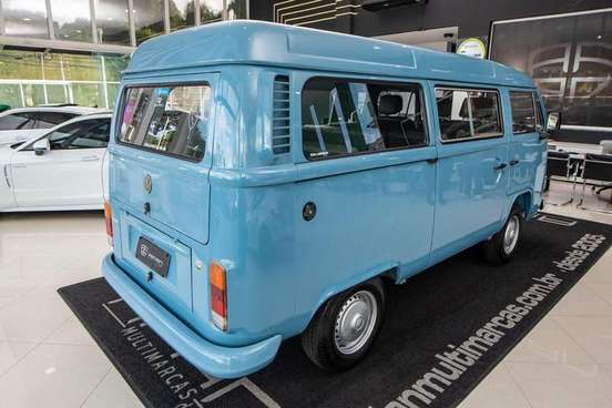 VOLKSWAGEN-KOMBI-1997
