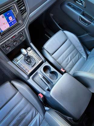 VOLKSWAGEN-AMAROK-2019