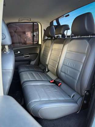 VOLKSWAGEN-AMAROK-2019