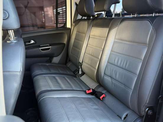 VOLKSWAGEN-AMAROK-3.0 V6 TDI DIESEL HIGHLINE CD 4MOTION AUTOMÁTICO VOLKSWAGEN-AMAROK-2019