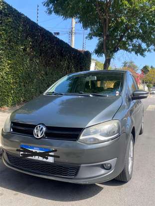 VOLKSWAGEN-FOX-1.6 MI 8V FLEX 4P AUTOMATIZADO VOLKSWAGEN-FOX-2013