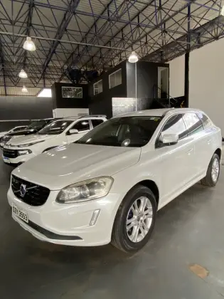 VOLVO XC60 2.0 T5 COMFORT FWD TURBO GASOLINA 4P AUTOMÁTICO