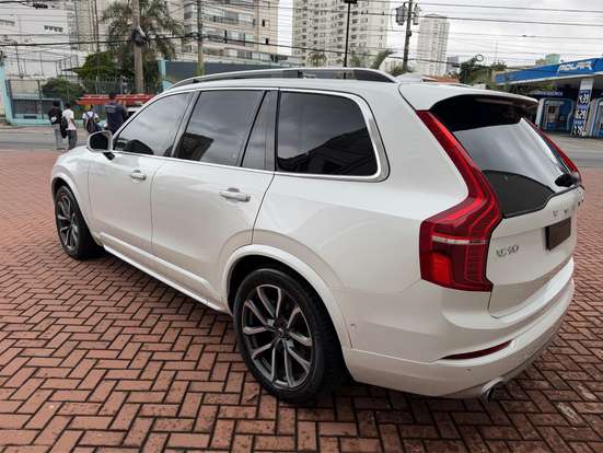 VOLVO-XC90-2.0 T6 GASOLINA MOMENTUM AWD GEARTRONIC VOLVO-XC90-2018
