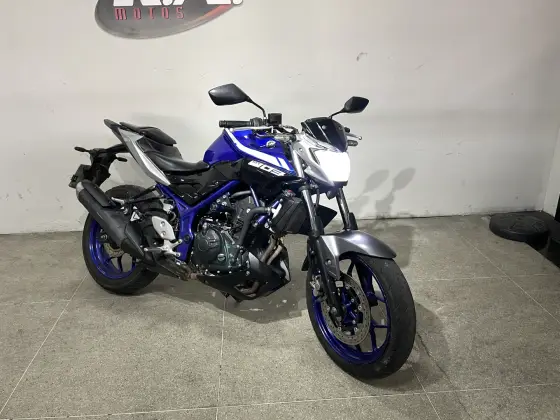 YAMAHA MT-03 