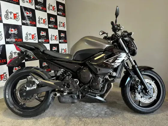YAMAHA XJ6 N ABS 