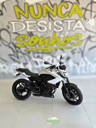 YAMAHA XJ6 N YAMAHA XJ6 N