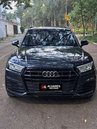 AUDI-Q5-2018