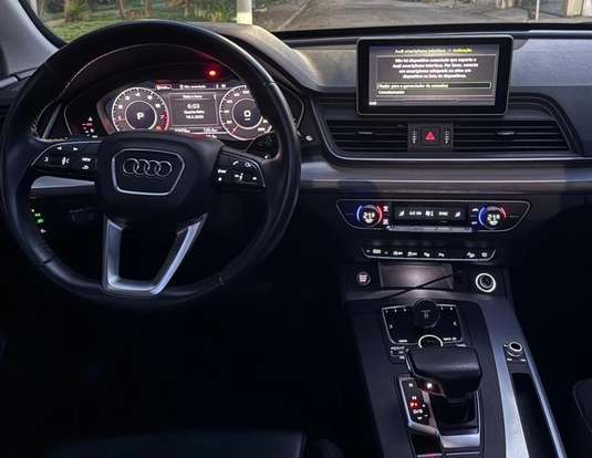 AUDI-Q5-2018