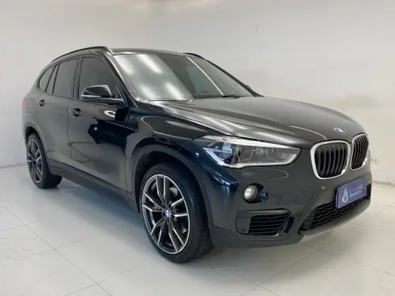 BMW X1 2.0 16V TURBO ACTIVEFLEX SDRIVE20I 4P AUTOMÁTICO BMW X1 2.0 16V TURBO ACTIVEFLEX SDRIVE20I 4P AUTOMÁTICO