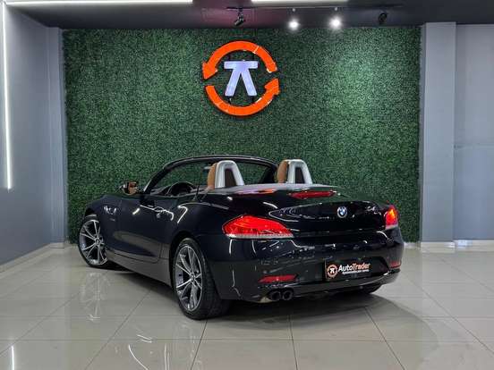 BMW-Z4-2.0 16V TURBO GASOLINA SDRIVE20I AUTOMÁTICO BMW-Z4-2014
