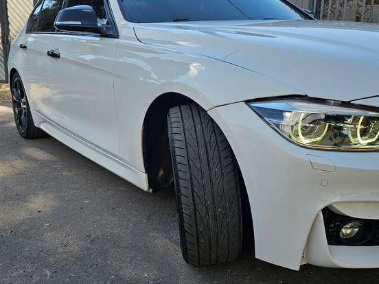 BMW-328i-2.0 M SPORT 16V ACTIVEFLEX 4P AUTOMÁTICO BMW-328i-2017