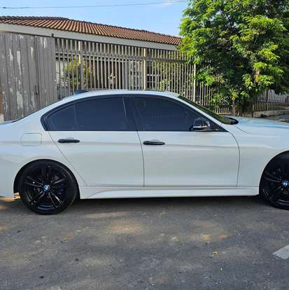 BMW-328i-2017