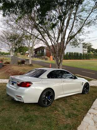 BMW-M4-2015