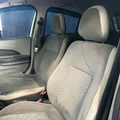 CHEVROLET-AGILE-2012