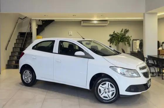 CHEVROLET ONIX 1.0 MPFI LT 8V FLEX 4P MANUAL