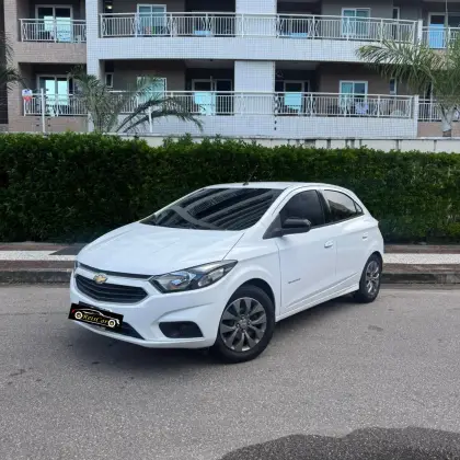 CHEVROLET ONIX 1.4 MPFI ADVANTAGE 8V FLEX 4P AUTOMÁTICO