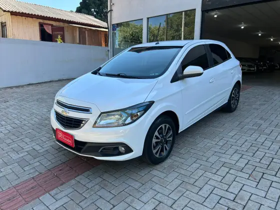 CHEVROLET ONIX 1.4 MPFI LTZ 8V FLEX 4P AUTOMÁTICO