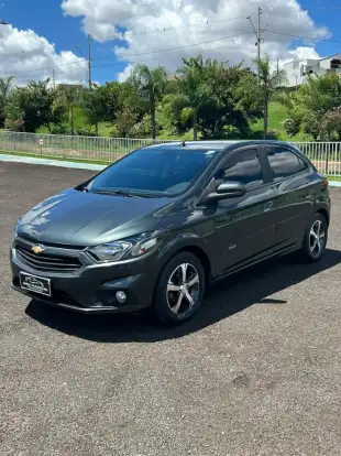 CHEVROLET-ONIX-2017