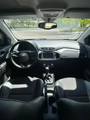 CHEVROLET-ONIX-2017
