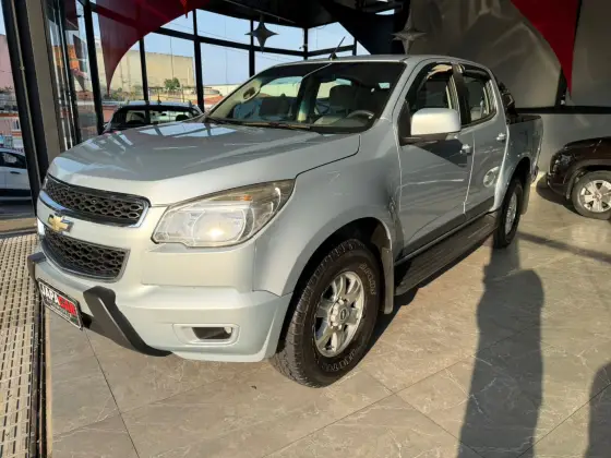 CHEVROLET S10 2.8 LT 4X4 CD 16V TURBO DIESEL 4P AUTOMÁTICO