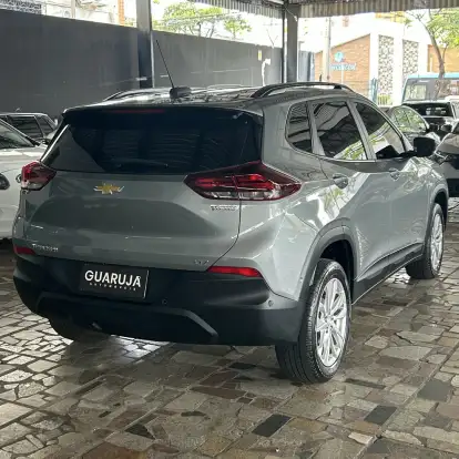 CHEVROLET-TRACKER-2024