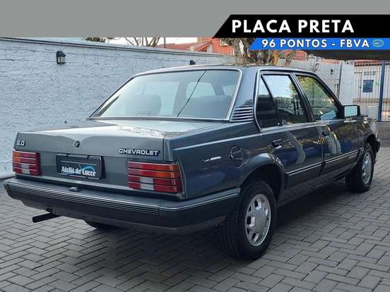 CHEVROLET-MONZA-1989