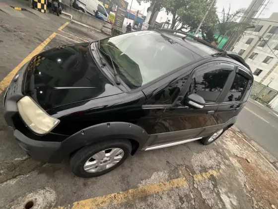 FIAT IDEA 1.8 MPI ADVENTURE 8V FLEX 4P MANUAL