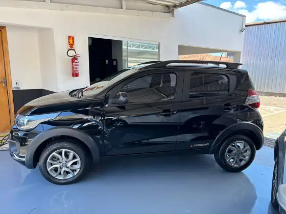 FIAT MOBI 1.0 EVO FLEX TREKKING MANUAL