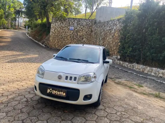 FIAT UNO 1.0 EVO VIVACE 8V FLEX 4P MANUAL
