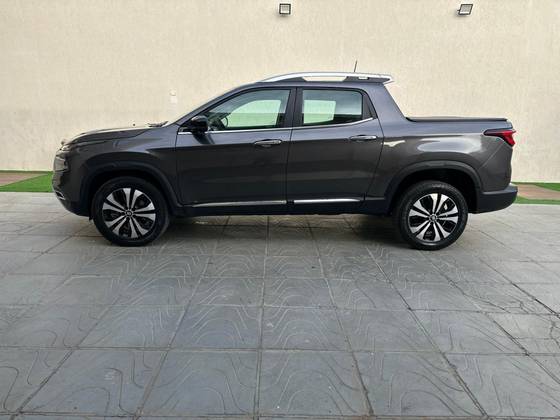 FIAT TORO 2025 2.2 TURBO DIESEL VOLCANO 4WD AT9