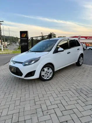 FORD FIESTA 1.0 ROCAM HATCH 8V FLEX 4P MANUAL