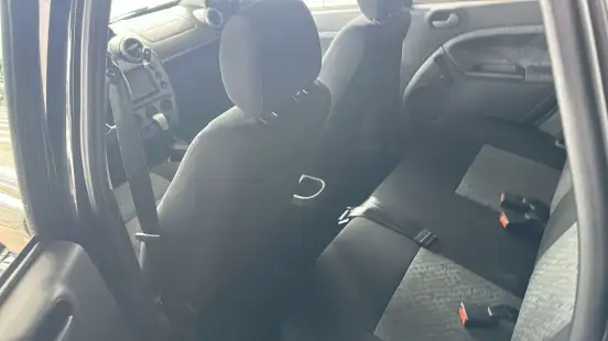 FORD-FIESTA-2014