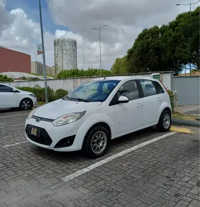 FORD FIESTA 1.0 ROCAM HATCH 8V FLEX 4P MANUAL