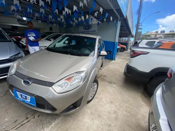FORD FIESTA 1.6 MPI HATCH 8V FLEX 4P MANUAL