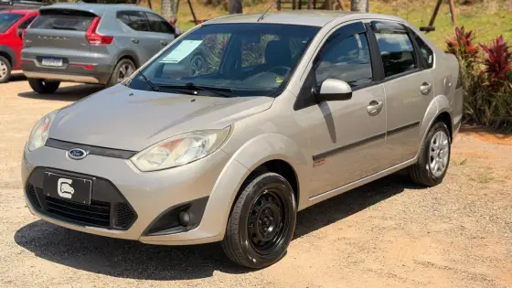 FORD FIESTA 1.6 MPI SEDAN 8V FLEX 4P MANUAL FORD FIESTA 1.6 MPI SEDAN 8V FLEX 4P MANUAL