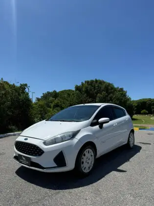 FORD FIESTA 1.6 TI-VCT FLEX SE MANUAL FORD FIESTA 1.6 TI-VCT FLEX SE MANUAL