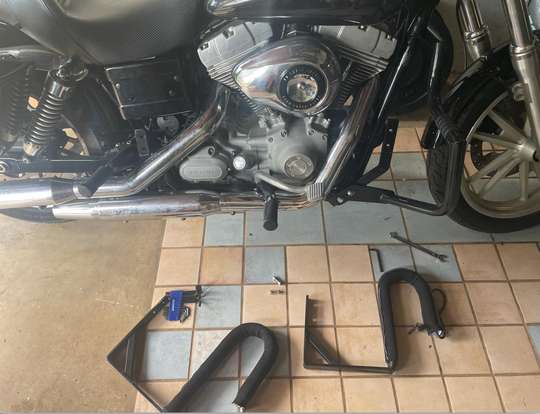 HARLEY-DAVIDSON-DYNA SUPER GLIDE-2009