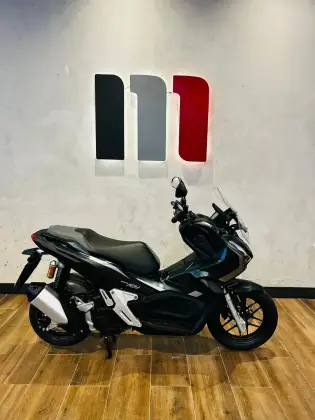 HONDA ADV 