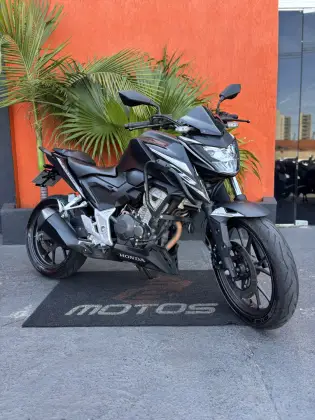 HONDA CB 300F TWISTER CBS 