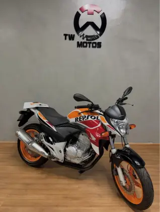 HONDA CB 300R 