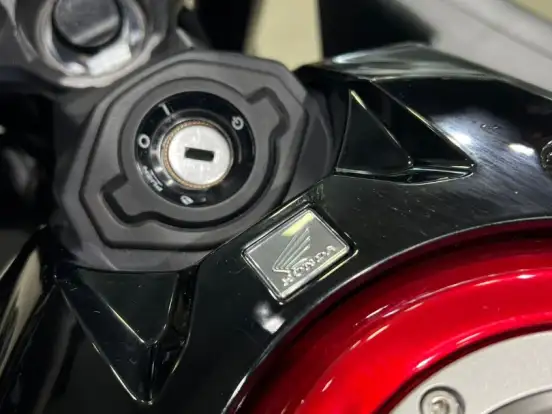 HONDA-CB 650R E-CLUTCH HONDA-CB 650R E-CLUTCH-2026