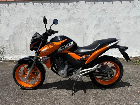 HONDA CB TWISTER 