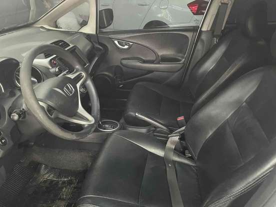 HONDA-FIT-2013