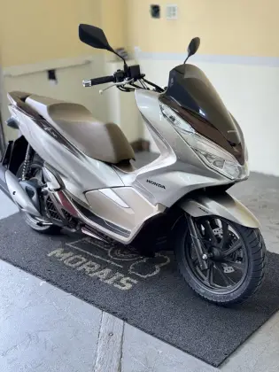 HONDA PCX DLX HONDA PCX DLX