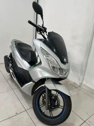 HONDA PCX DLX HONDA PCX DLX