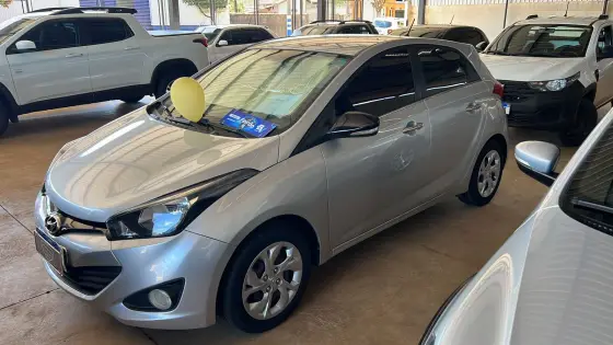 HYUNDAI HB20 1.6 PREMIUM 16V FLEX 4P MANUAL HYUNDAI HB20 1.6 PREMIUM 16V FLEX 4P MANUAL