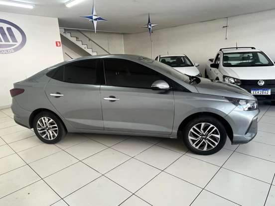 HYUNDAI-HB20S-2024
