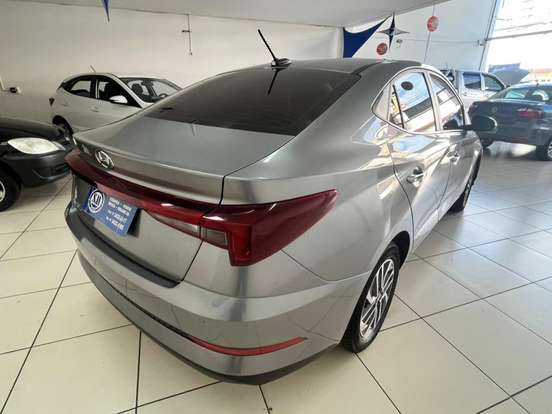 HYUNDAI-HB20S-2024